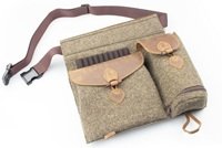 Ansitztasche aus Wollfilz und Leder
